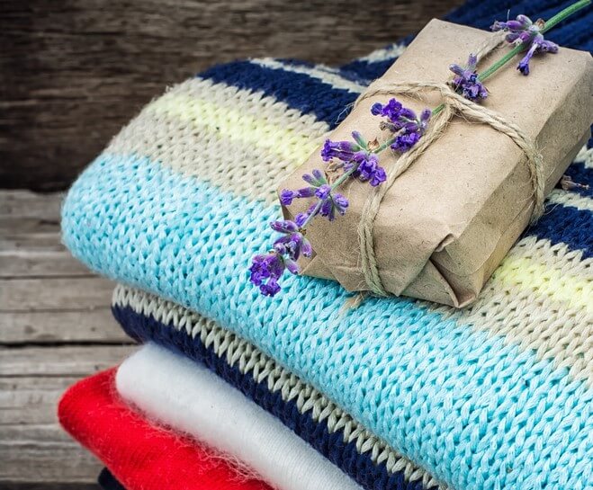 Lavanda para proteger la ropa.