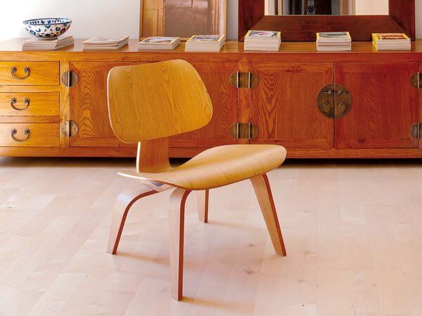 Silla Plywood.