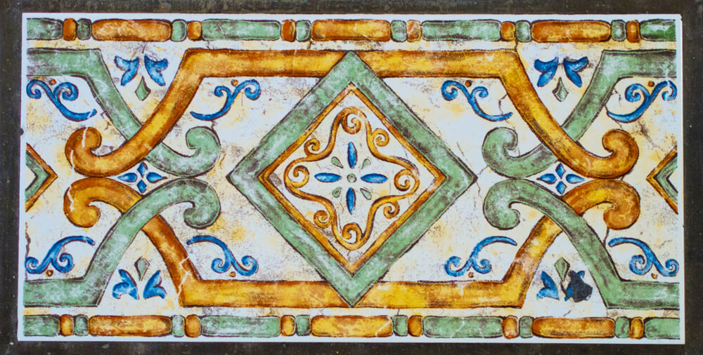 Azulejos con cenefa.