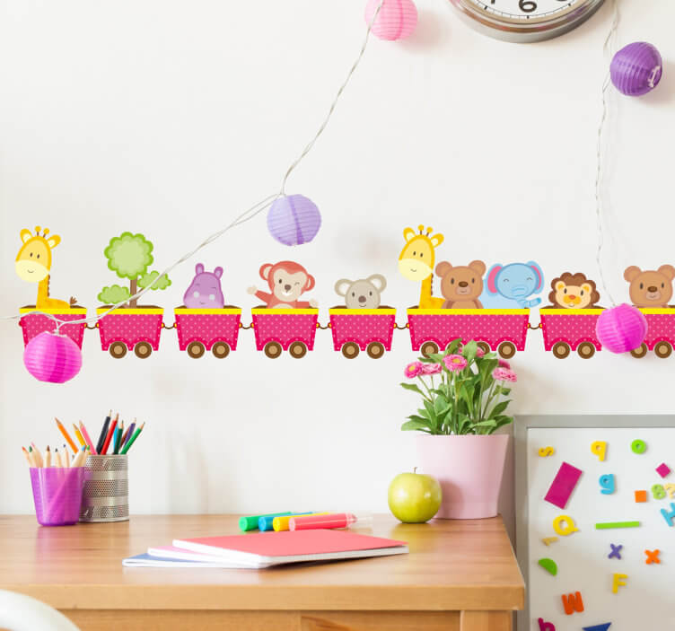 Cenefa con animales infantiles.