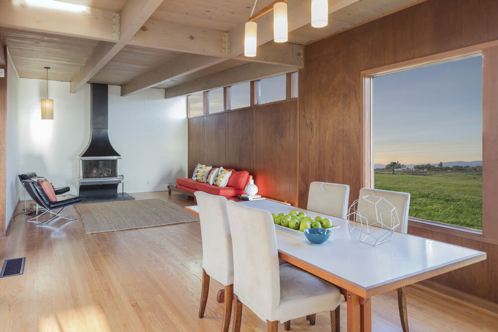 Líneas puras del Mid Century.