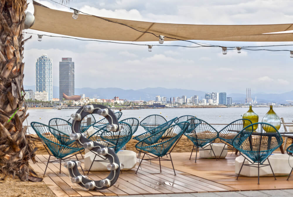 Terraza con sillas Acapulco.