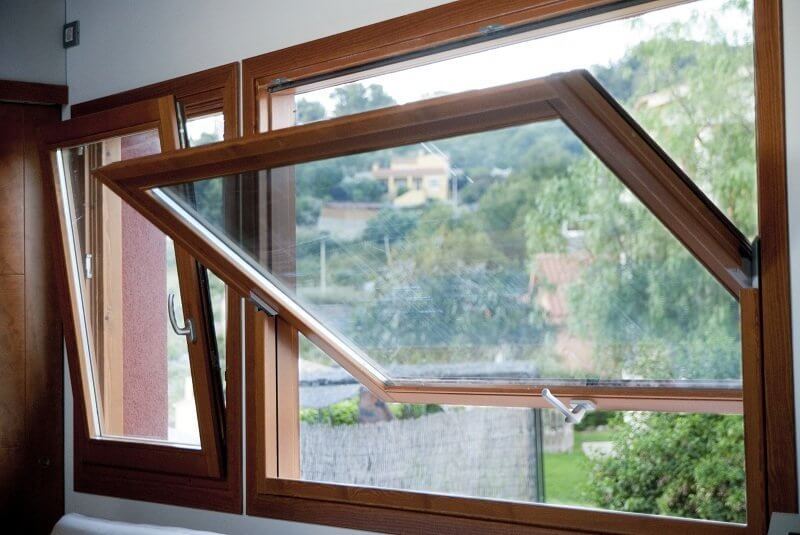 Ventana pivotante.