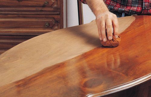 Barnizar con muñequilla.