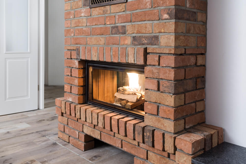Chimenea de ladrillo.