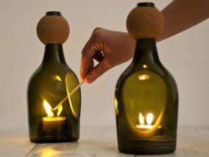 Reutilización de botellas de vino en la decoración del hogar