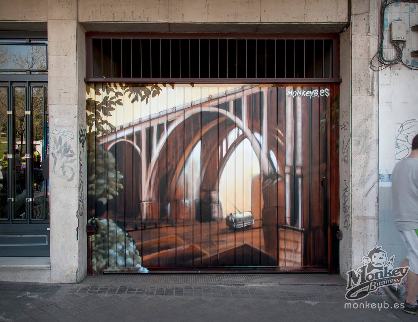 Cómo decorar el acceso al garaje