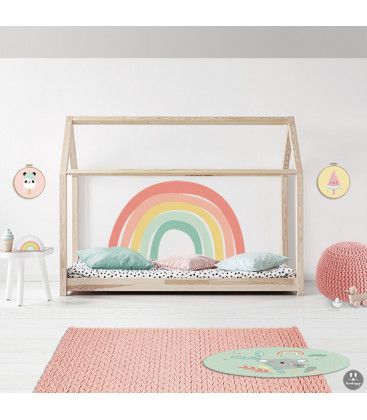 Arcoiris en la habitación infantil