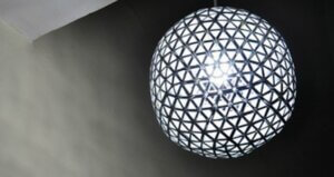 Reutiliza las cajas de leche para hacer recursos decorativos