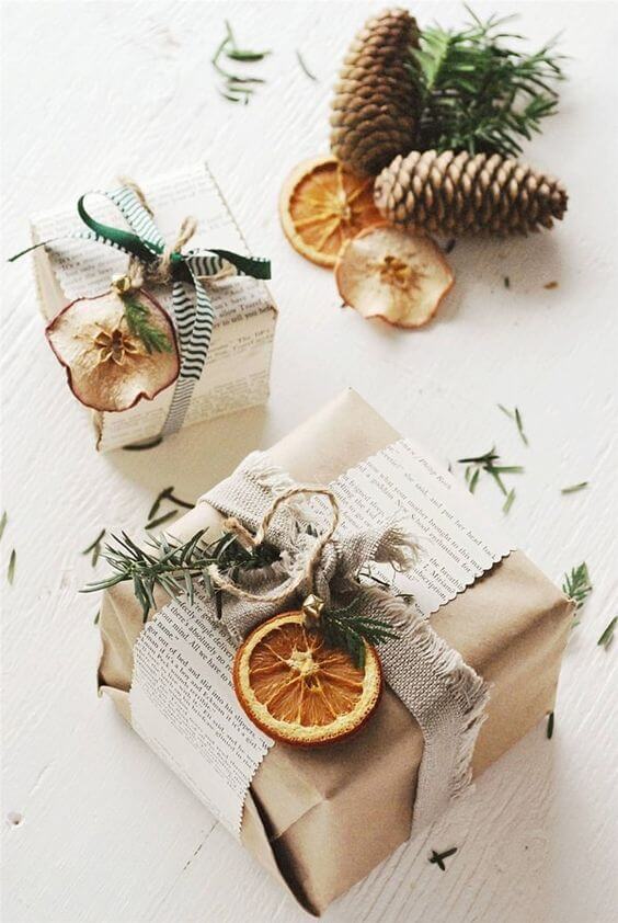 Frutas y verduras secas para envolver regalos