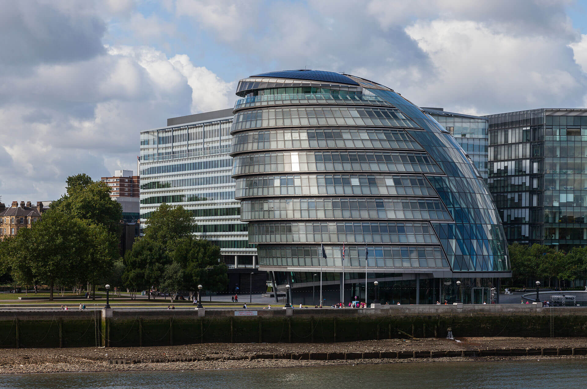 Stadhuis van Londen met reflecterend glas gemaakt