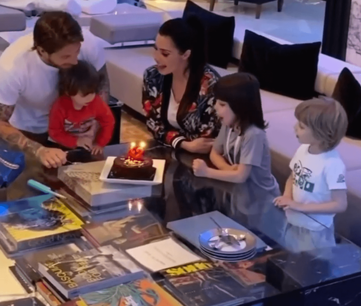 celebrities stay at home