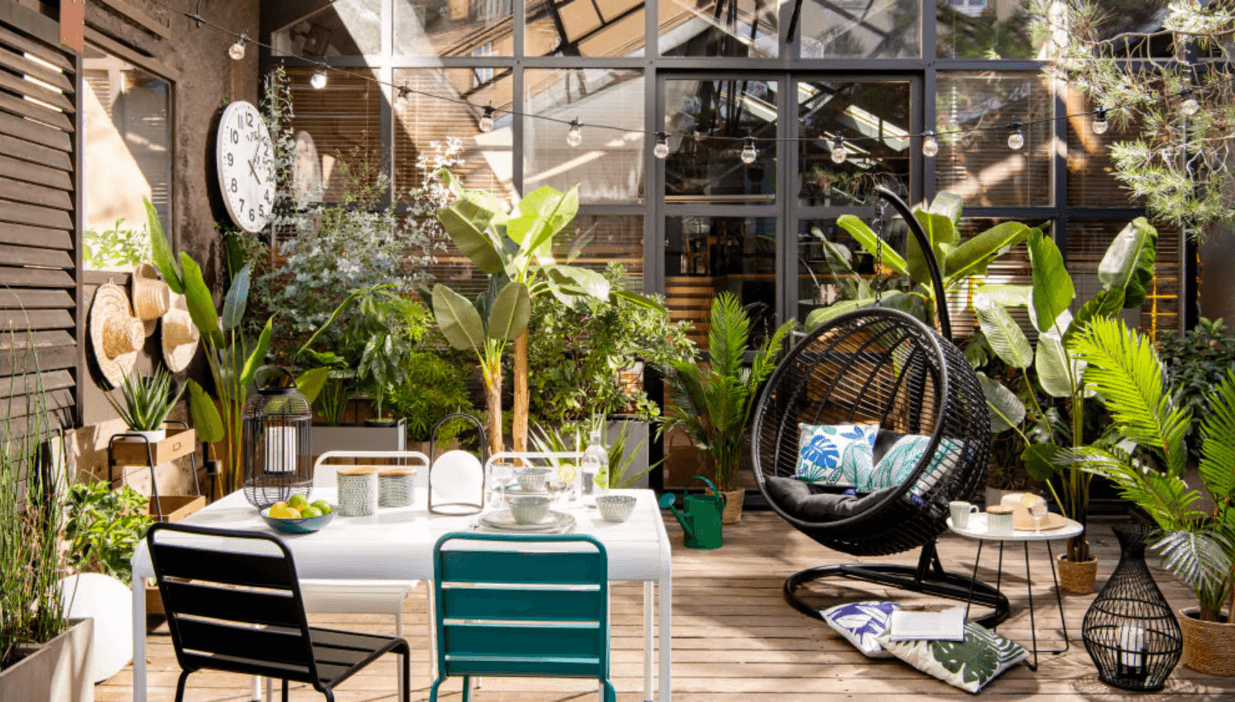 Silla de resina para el jardín