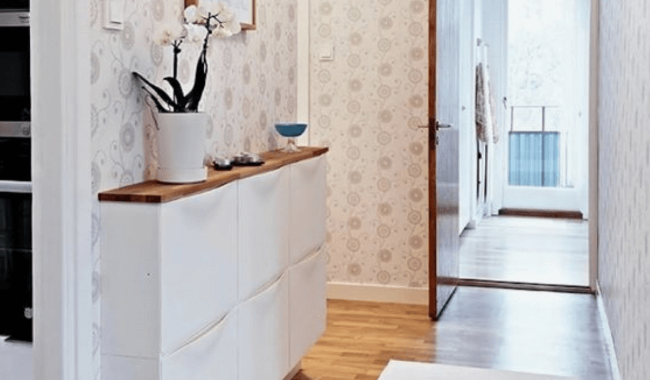 Muebles en el pasillo