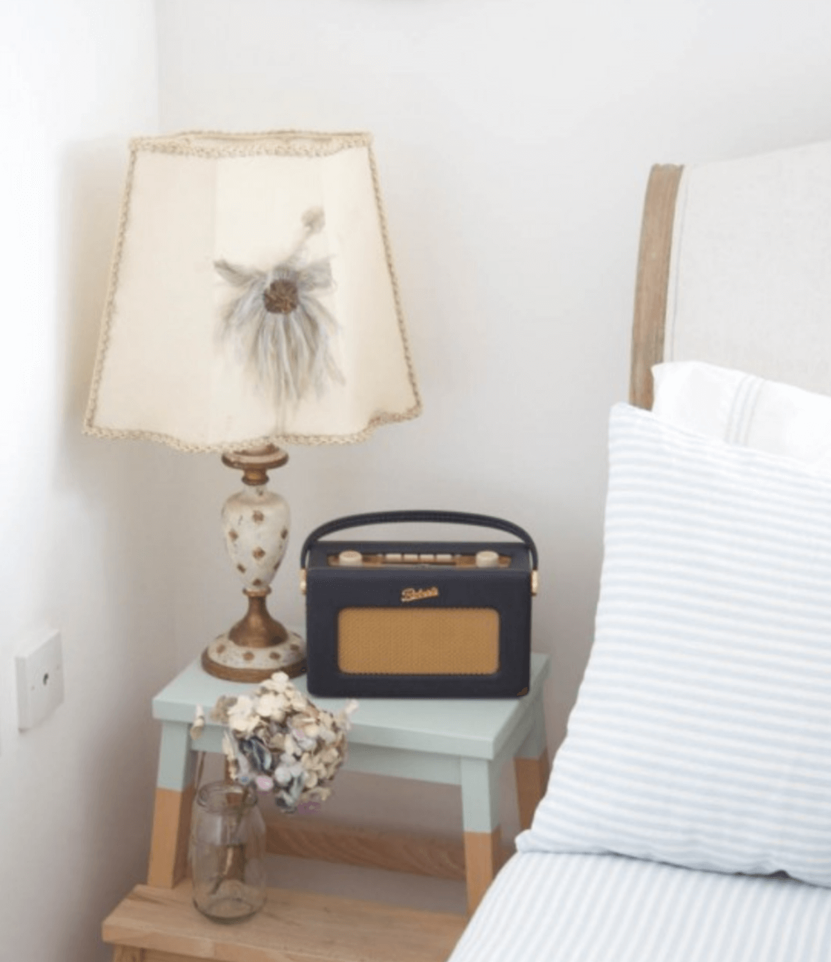 Ikea hack: mesa de luz