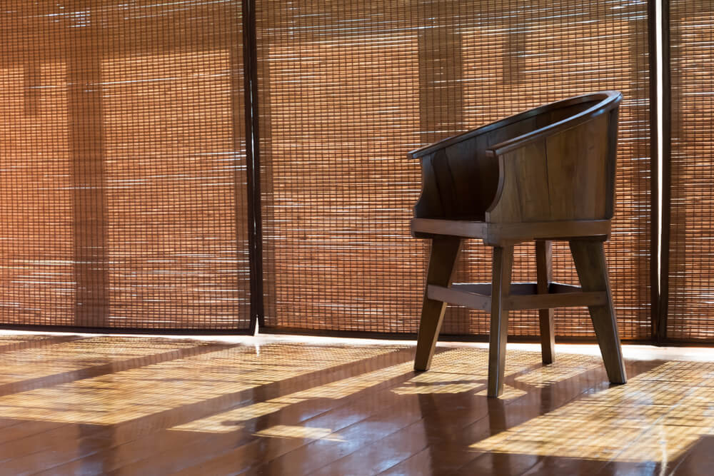 Bamboo roller blinds: naturalism and distinction