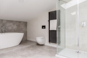 ¿Ducha o bañera en el baño?