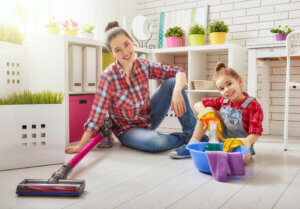 Consejos de limpieza para dejar la habitación de los niños impoluta