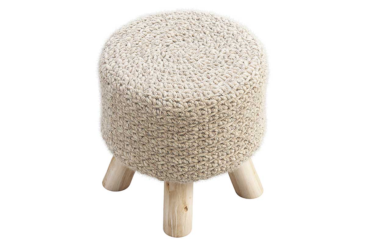 Cuida la tela original de las butacas y sillas.