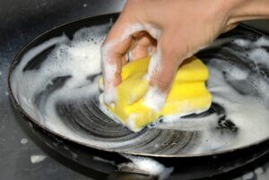 Claves para mantener tus ollas y tus sartenes impecables