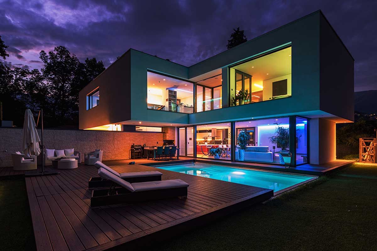 Please note the combination with the lights.