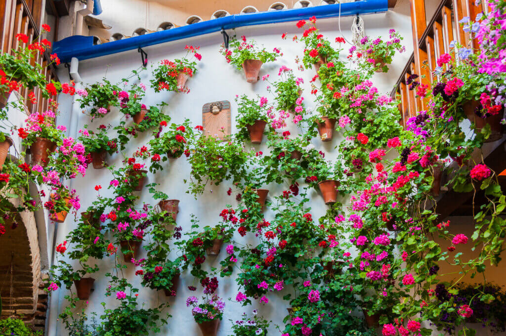 Cómo tener tu propio patio con estilo andaluz