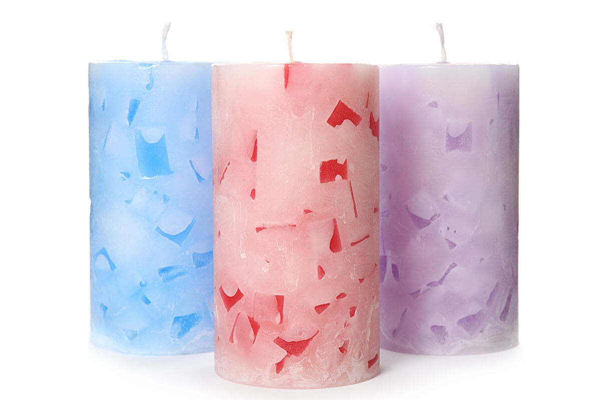 Create new shapes with ice.