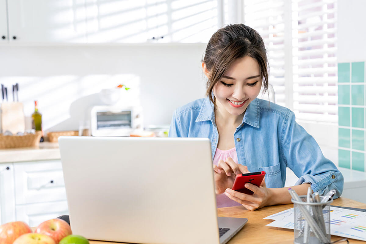 Ventajas de tener una oficina en la cocina.