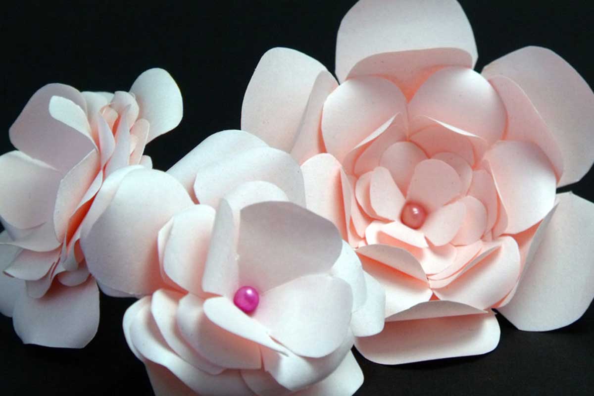 Papieren gardenia's.