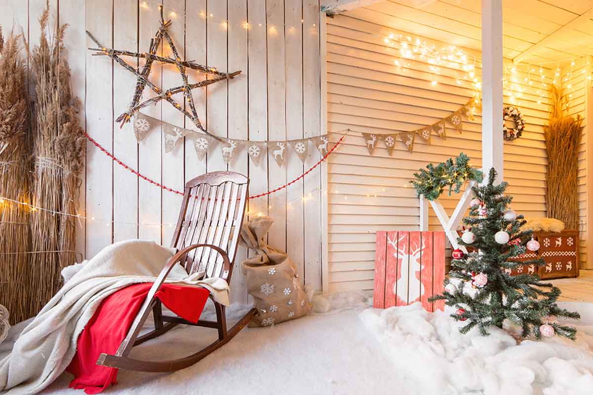 decorar los balcones en Navidad con estrella de Belén