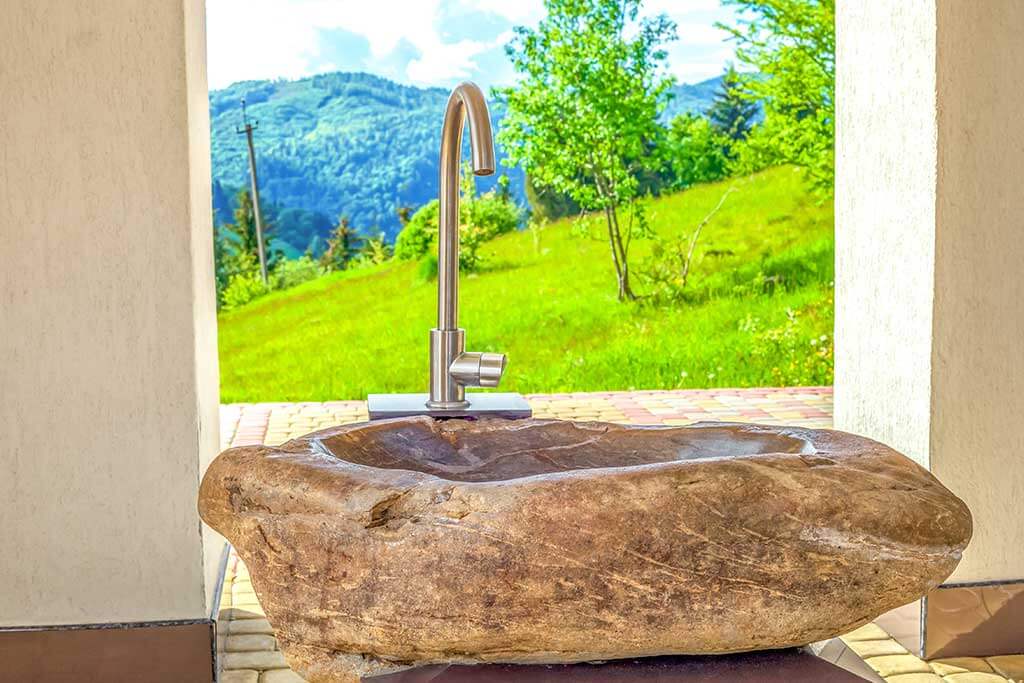 Lavabos de piedra para el baño y sus ventajas